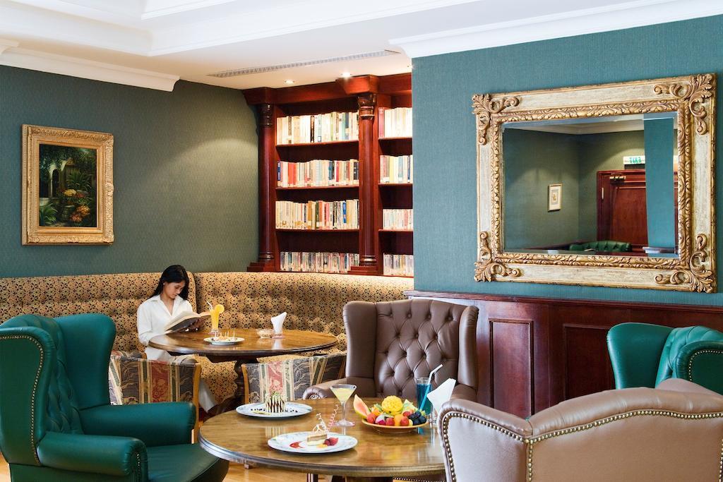 Treffen House - Souq Waqif And Next To Msheireb Metro Station 4* Doha